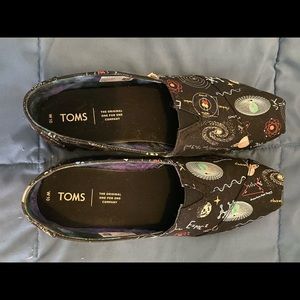 Toms Glow in the Dark Cosmic Wonder sz 10